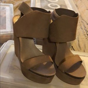 Tan wedges